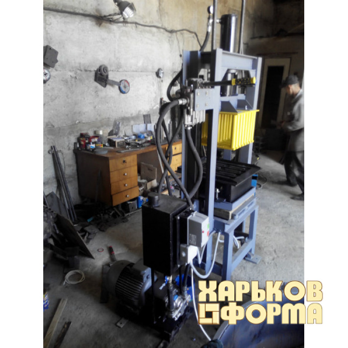Hydraulic press
